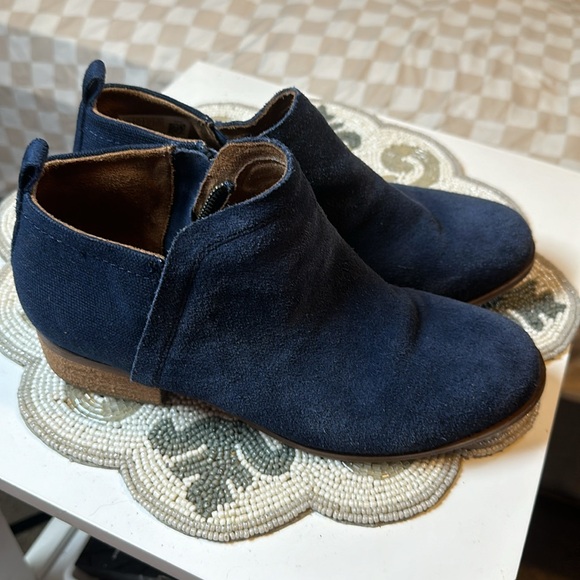 Blue suede Toms boot - Picture 6 of 11